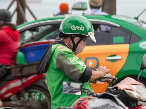 Pakar Soroti Pentingnya Perlindungan Sosial bagi Pengemudi Ojek Online Pakar Soroti Pentingnya Perlindungan Sosial bagi Pengemudi Ojek Online