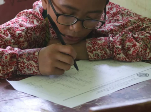 Sistem Ujian Paperless Mulai Diterapkan di Sekolah untuk Efisiensi Sistem Ujian Paperless Mulai Diterapkan di Sekolah untuk Efisiensi